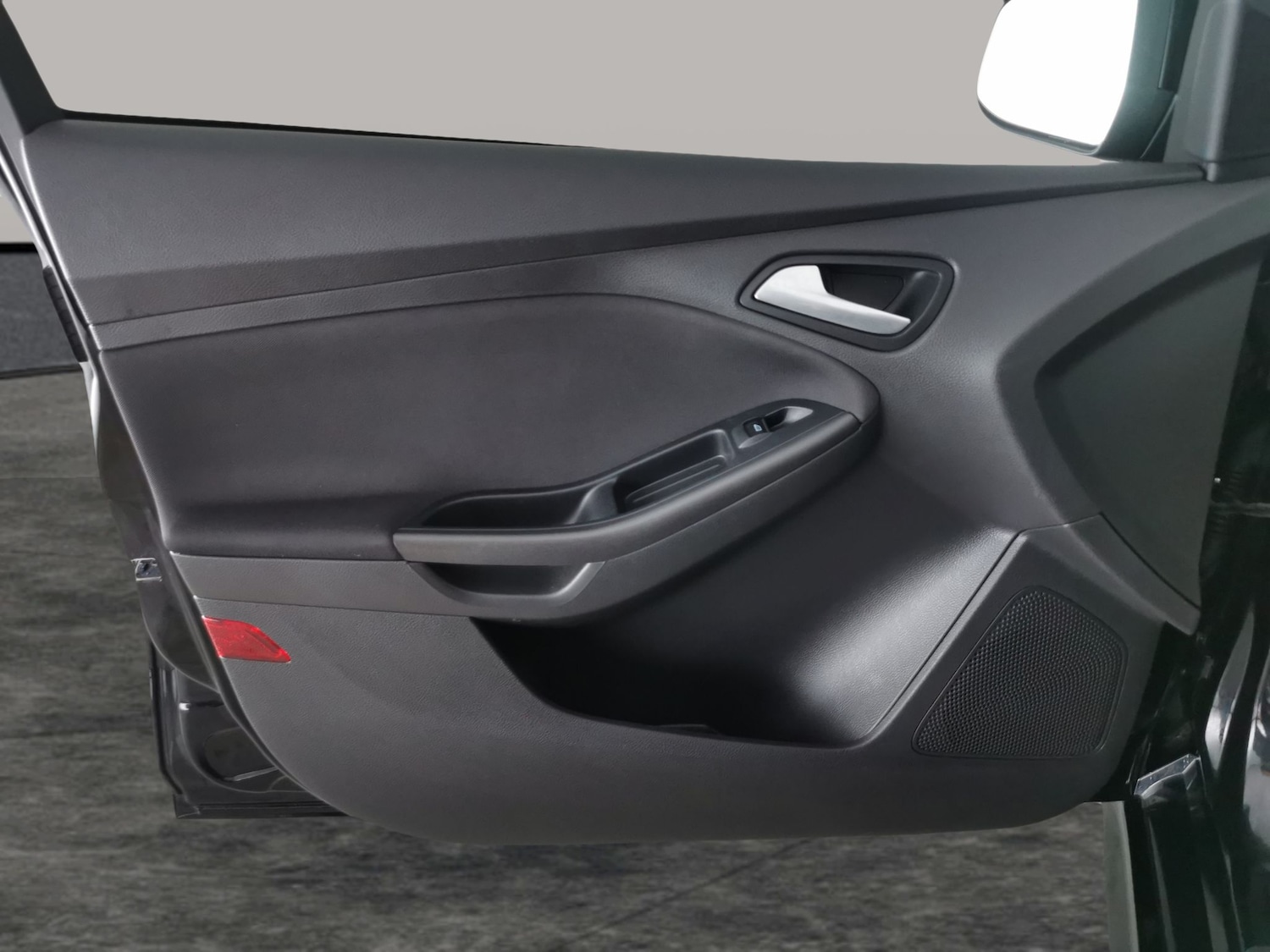 Used Ford Focus 2017 for sale - 76616052: Photo 25