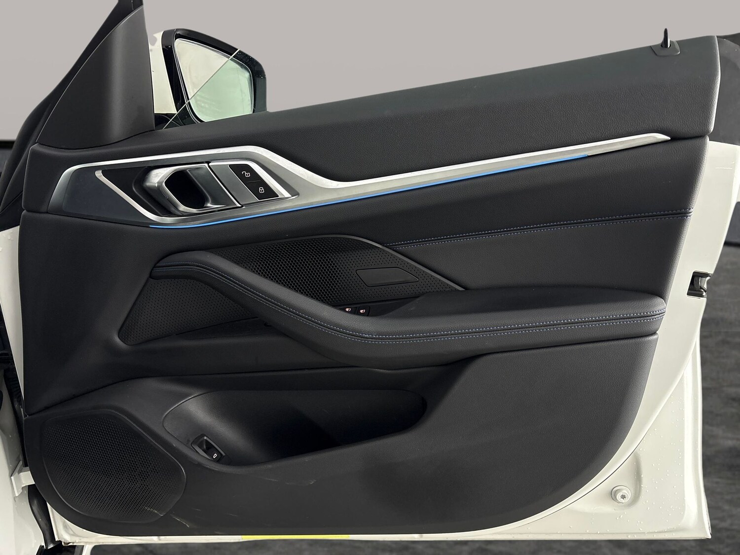Used BMW i4 2022 for sale - 77526535: Photo 34