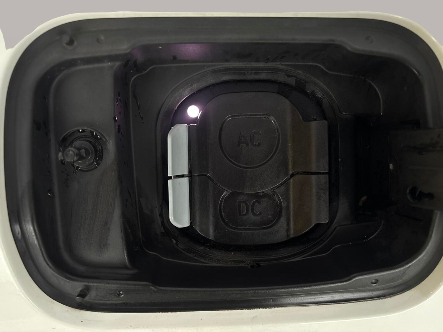 Used BMW i4 2022 for sale - 77526535: Photo 37