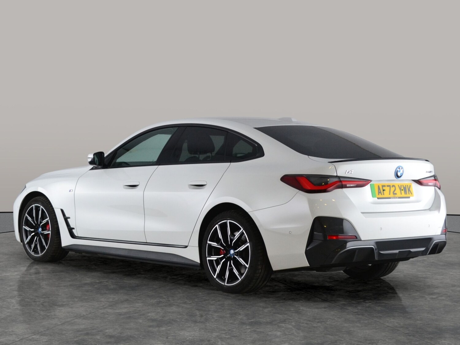 Used BMW i4 2022 for sale - 77526535: Photo 9