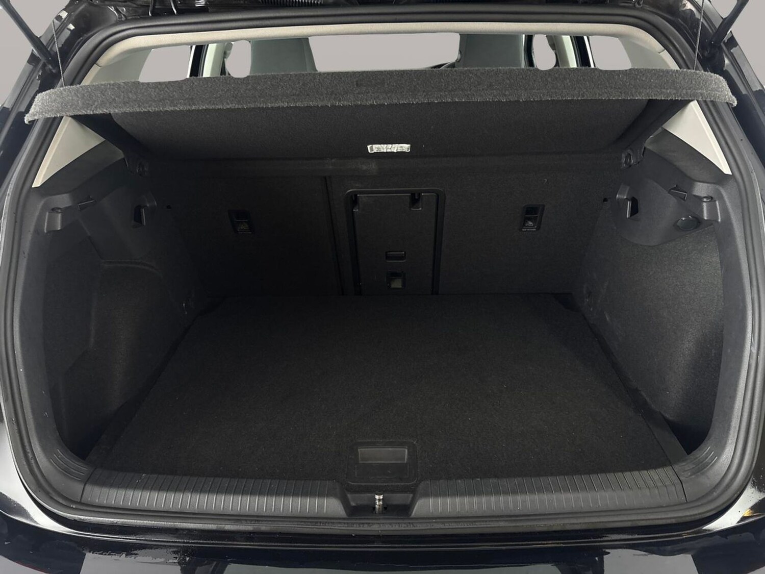 Used Volkswagen Golf 2022 for sale - 77517303: Photo 31