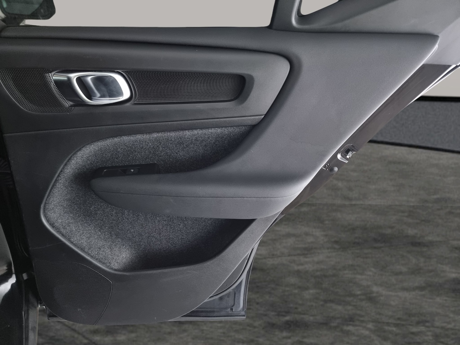 Used Volvo XC40 2022 for sale - 76155896: Photo 34
