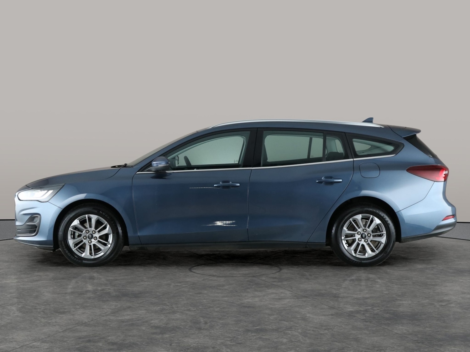 Used Ford Focus 2022 for sale - 76915420: Photo 12