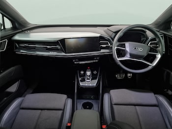 Used Audi Q4 e-tron 2023 for sale - 75872270: Photo
