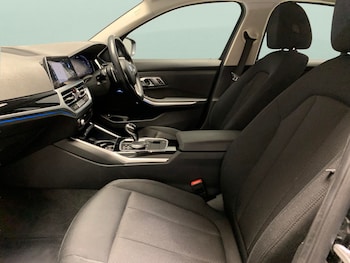 Used BMW 3 Series 2022 for sale - 77972222: Photo