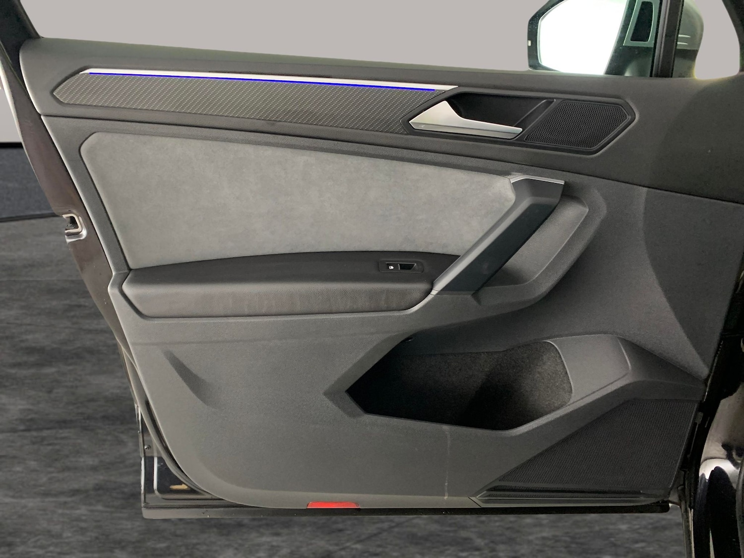 Used Volkswagen Tiguan 2022 for sale - 76668698: Photo 30