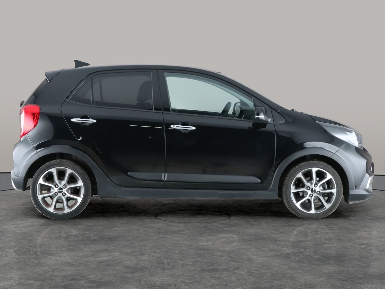 Used Kia Picanto 2022 for sale - 76392157: Photo 11