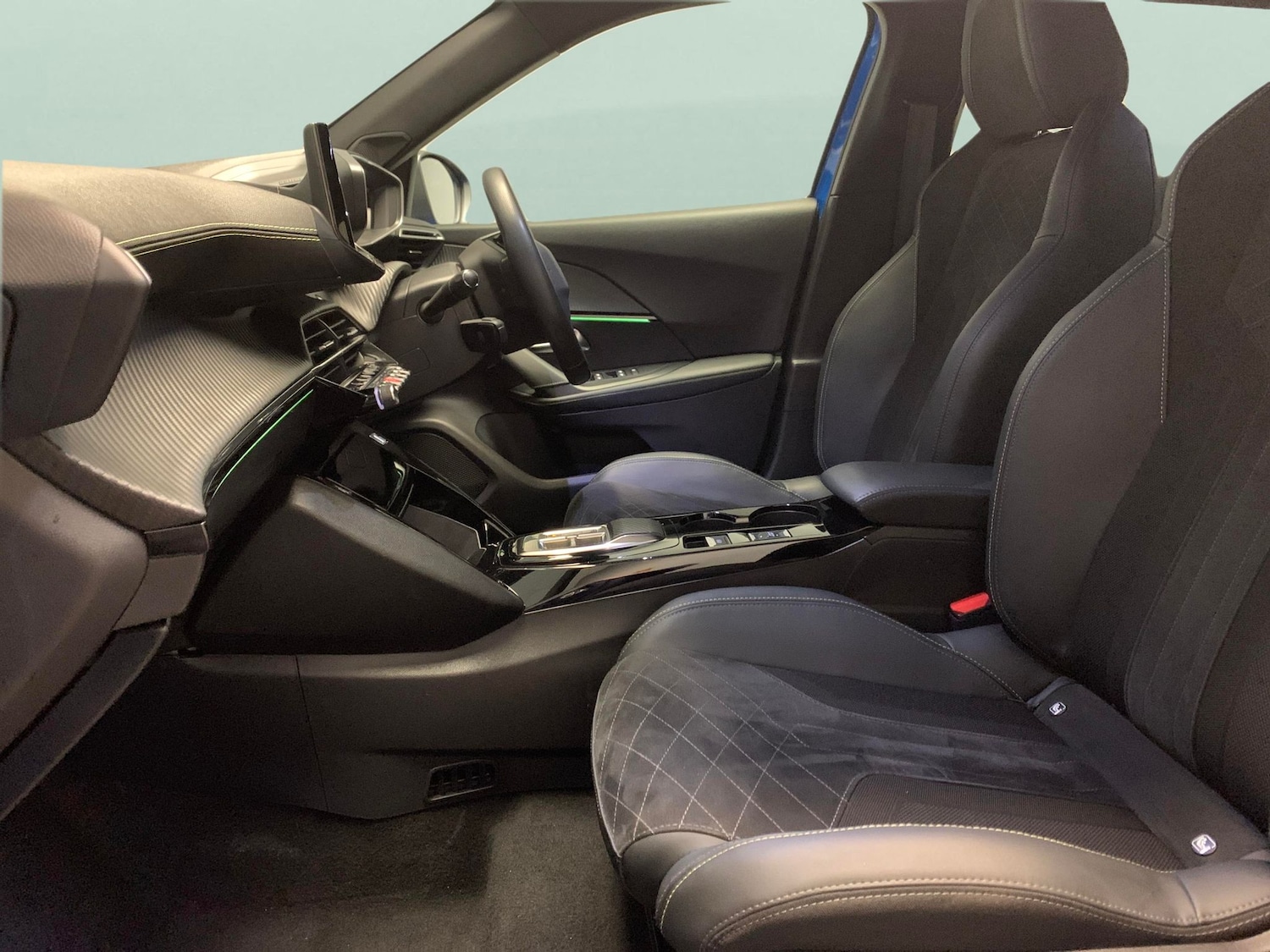 Used Peugeot 2008 2022 for sale - 77347260: Photo 4