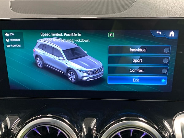 Used Mercedes-Benz EQB 2022 for sale - 76303059: Photo 22