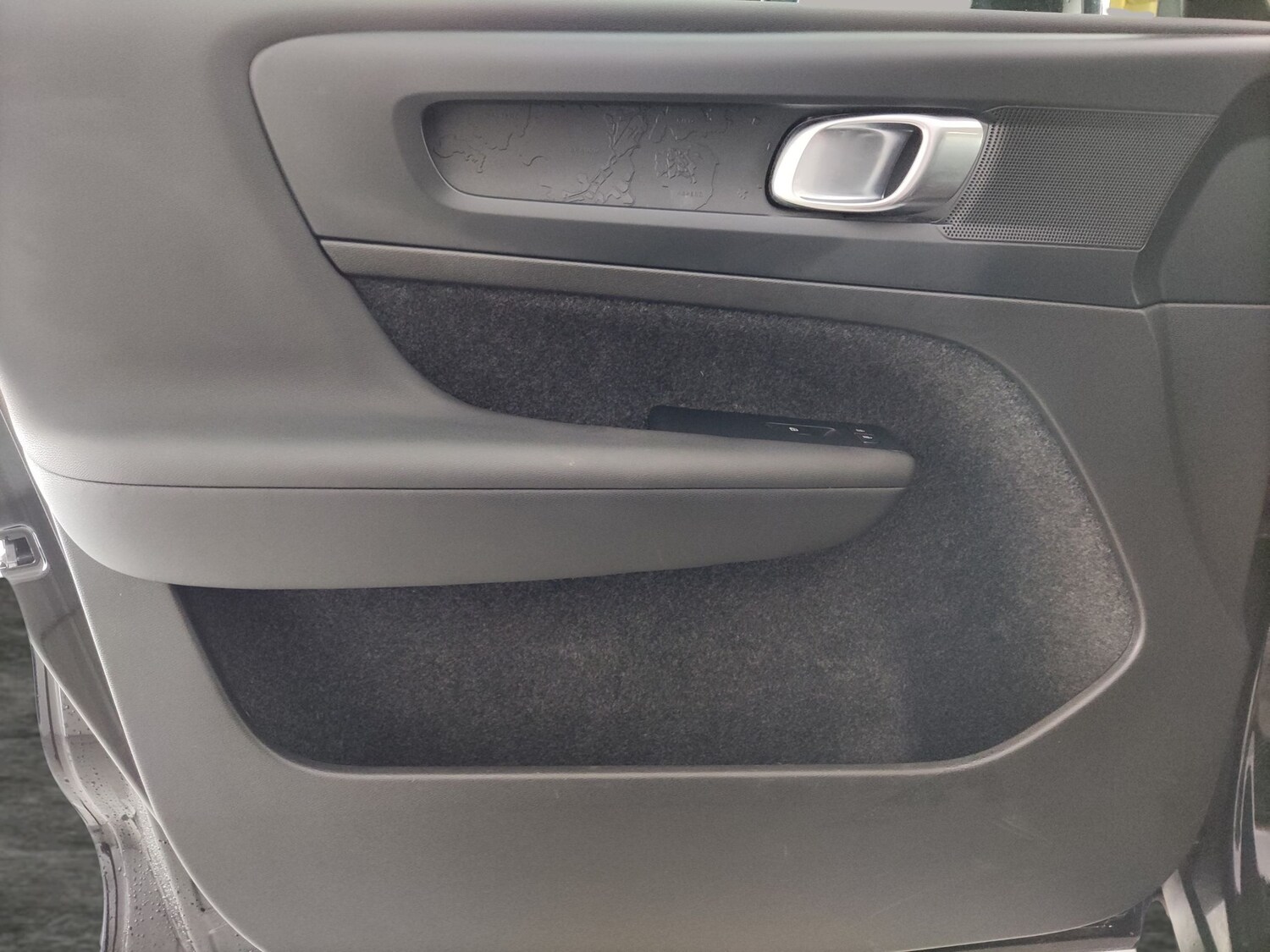 Used Volvo XC40 2023 for sale - 78094211: Photo 29