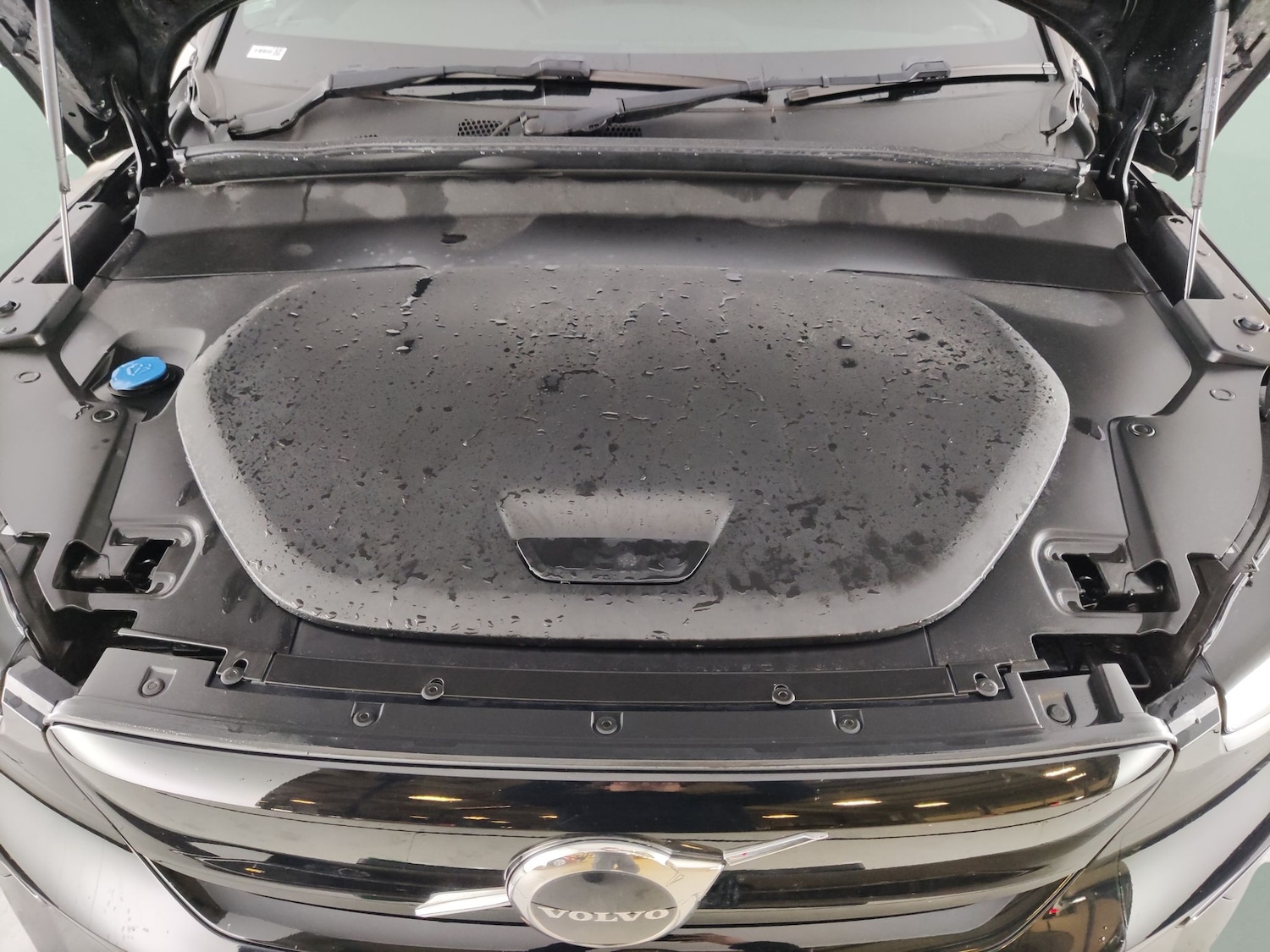 Used Volvo XC40 2023 for sale - 78094211: Photo 36