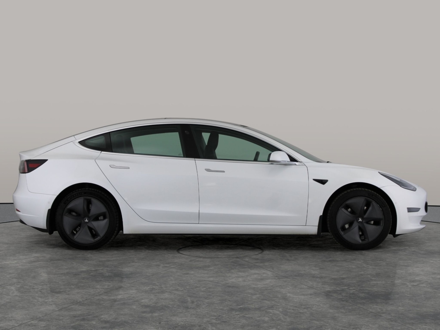 Used Tesla Model 3 2019 for sale - 76518396: Photo 10