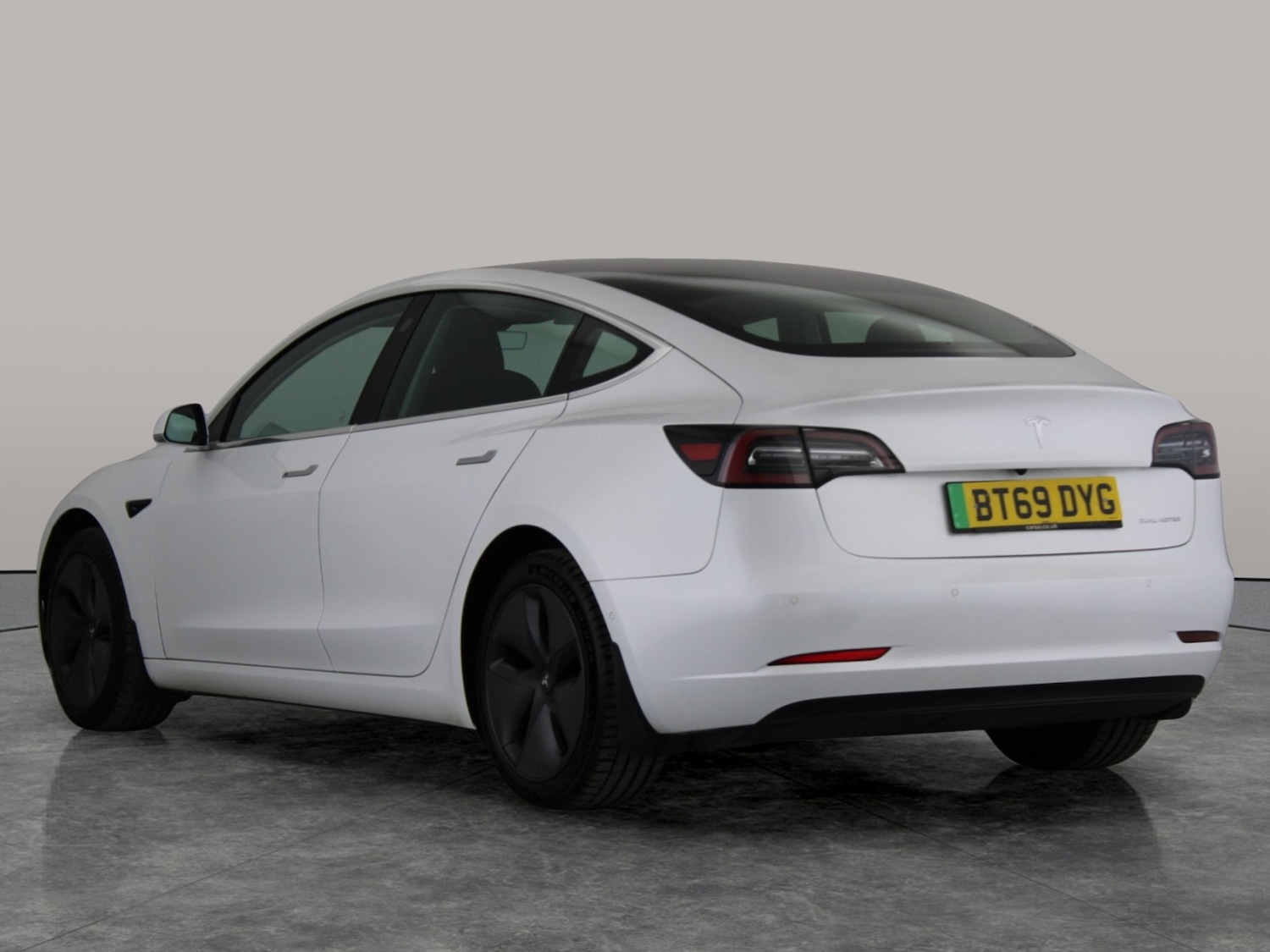 Used Tesla Model 3 2019 for sale - 76518396: Photo 13