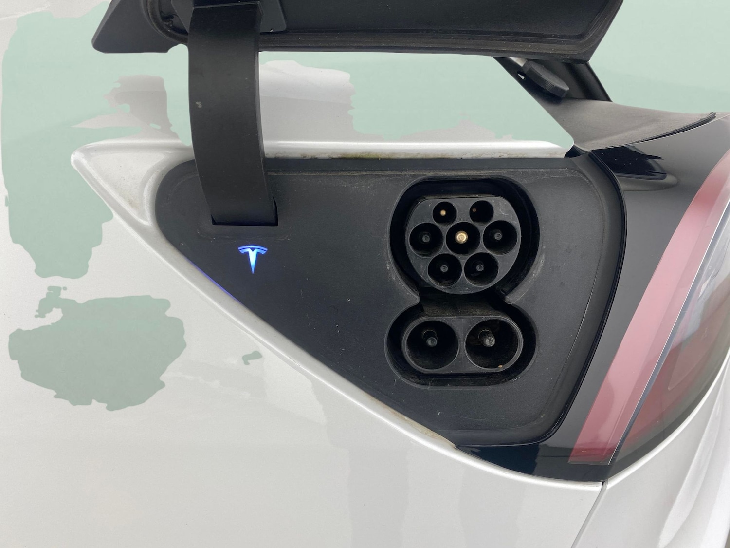 Used Tesla Model 3 2019 for sale - 76518396: Photo 24