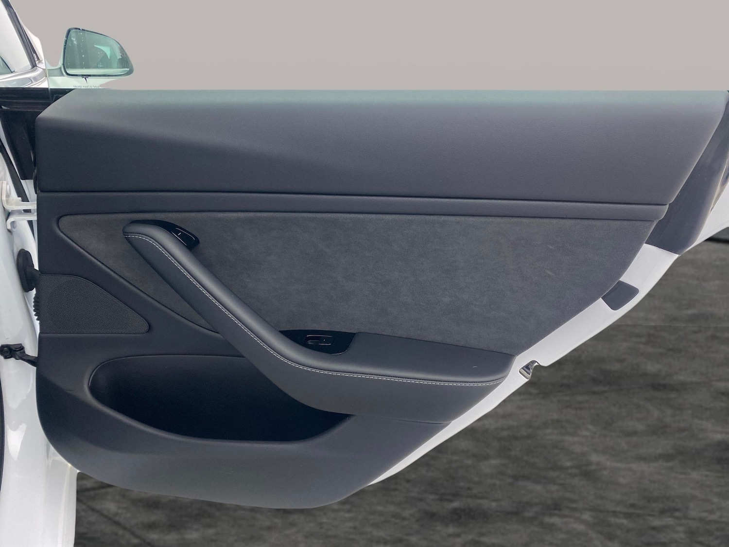 Used Tesla Model 3 2019 for sale - 76518396: Photo 28