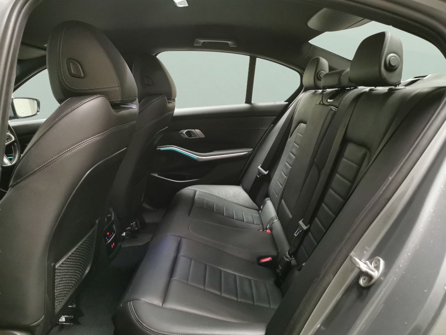 Used BMW 3 Series 2023 for sale - 76889240: Photo 24