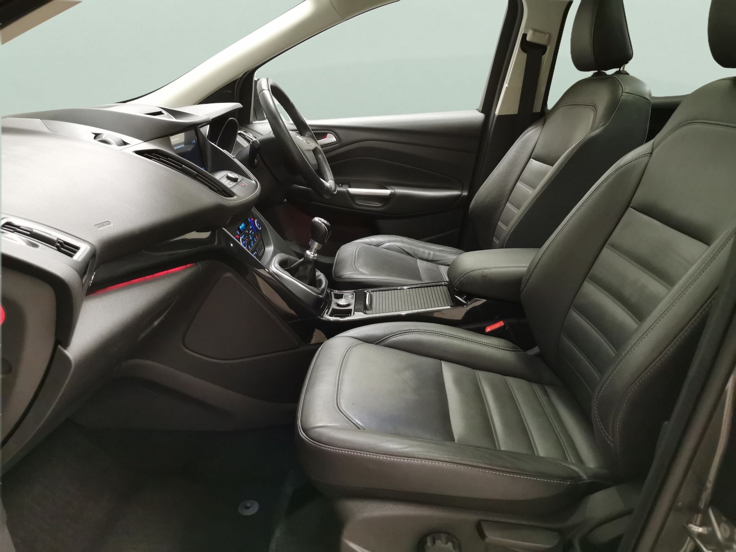 Used Ford Kuga 2017 for sale - 77232638: Photo 4