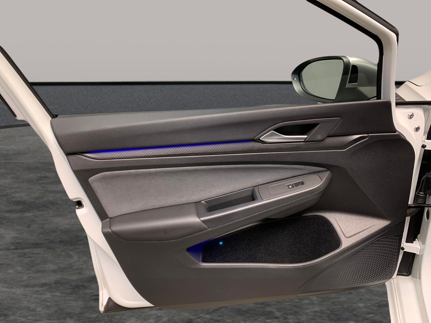 Used Volkswagen Golf 2023 for sale - 78149367: Photo 26