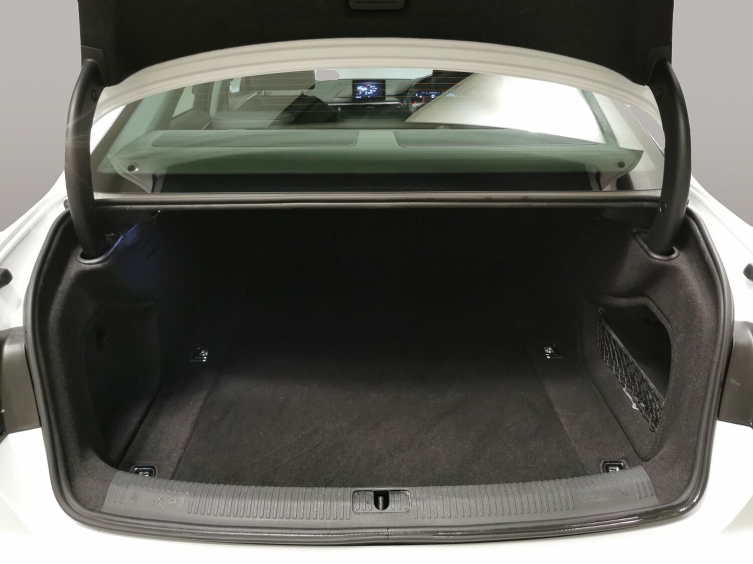 Used Audi A4 2019 for sale - 78055576: Photo 30