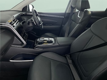 Used Hyundai TUCSON 2023 for sale - 77988768: Photo