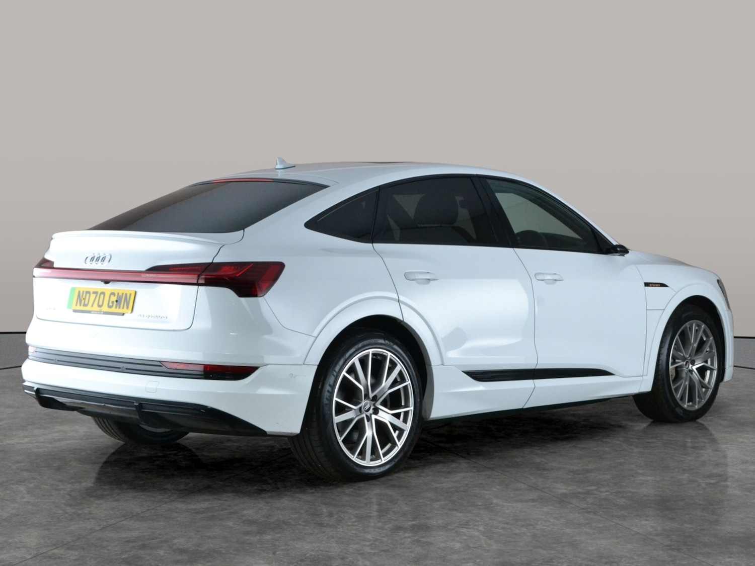 Used Audi e-tron 2020 for sale - 77988692: Photo 11