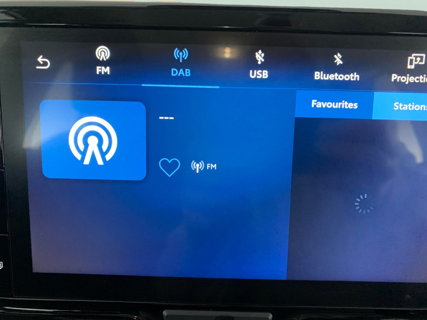 Used Toyota Yaris Cross 2024 for sale - 76704216: Photo 6