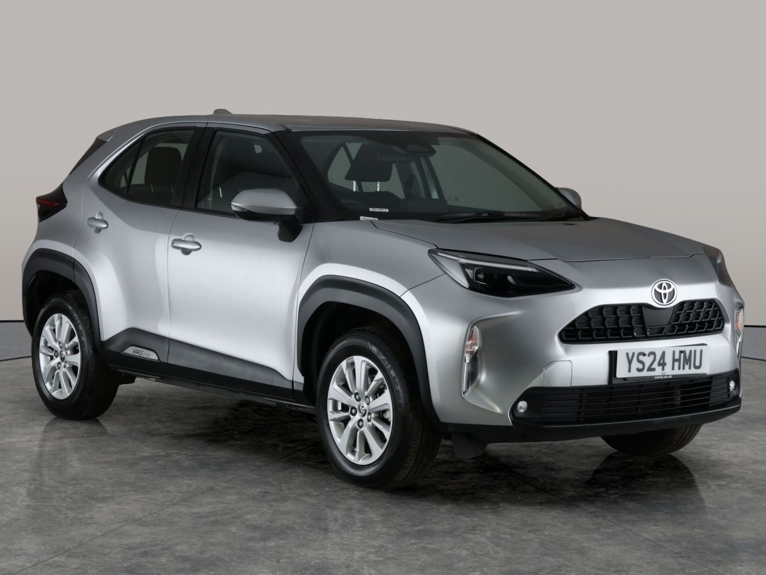 Used Toyota Yaris Cross 2024 for sale - 76704216: Photo 8