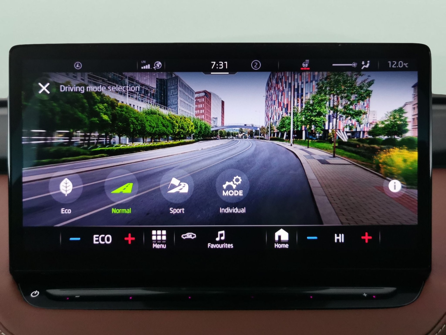 Used Skoda Enyaq 2021 for sale - 76452507: Photo 22