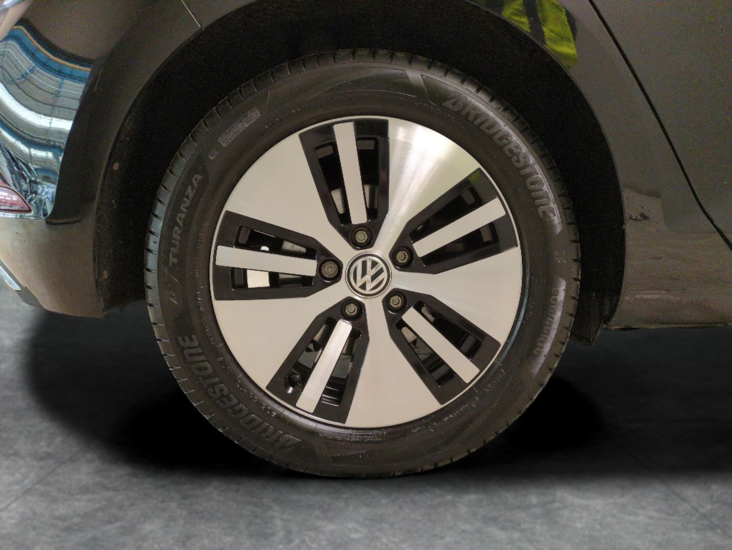 Used Volkswagen Golf 2019 for sale - 78082128: Photo 20