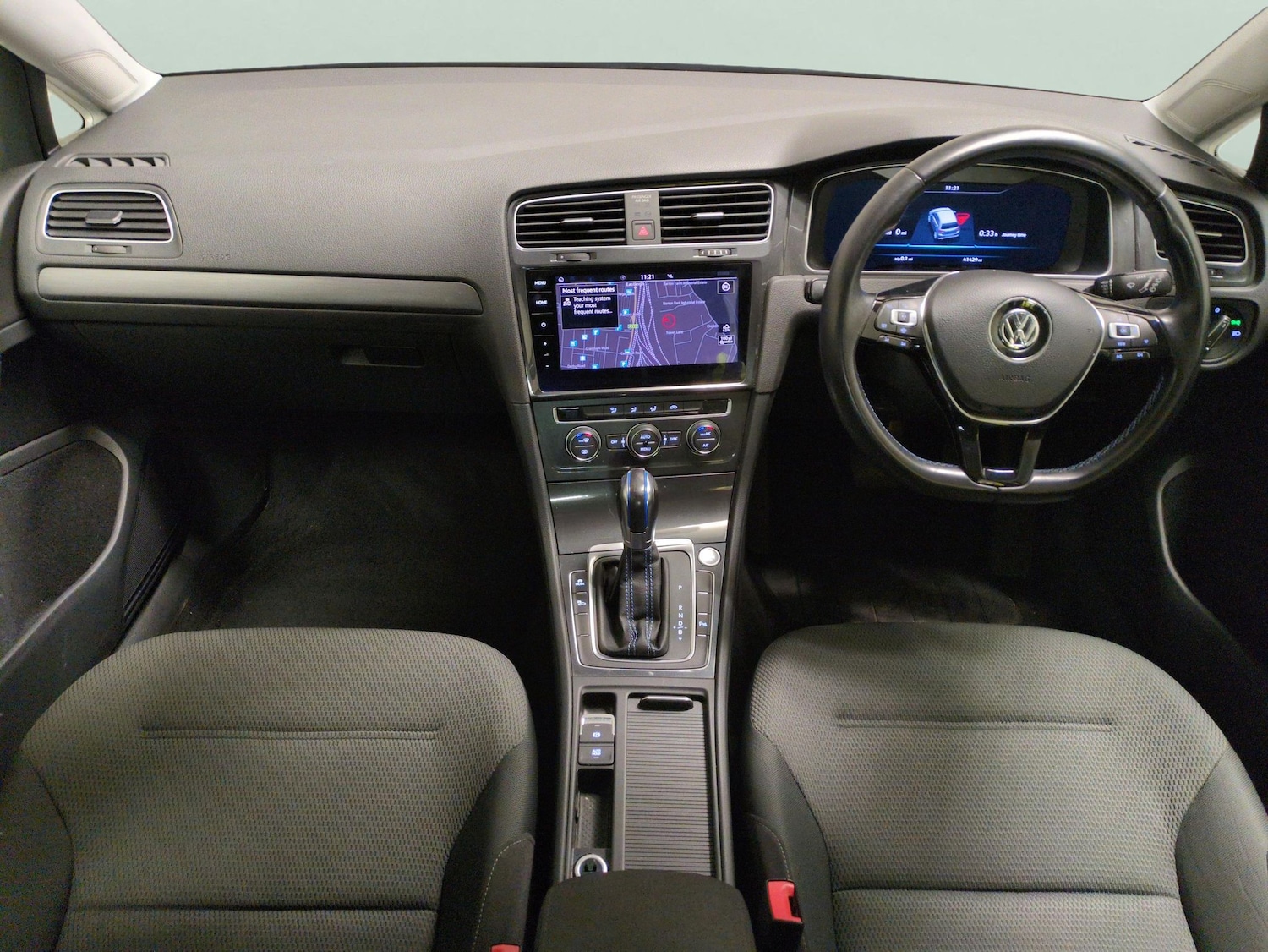 Used Volkswagen Golf 2019 for sale - 78082128: Photo 6