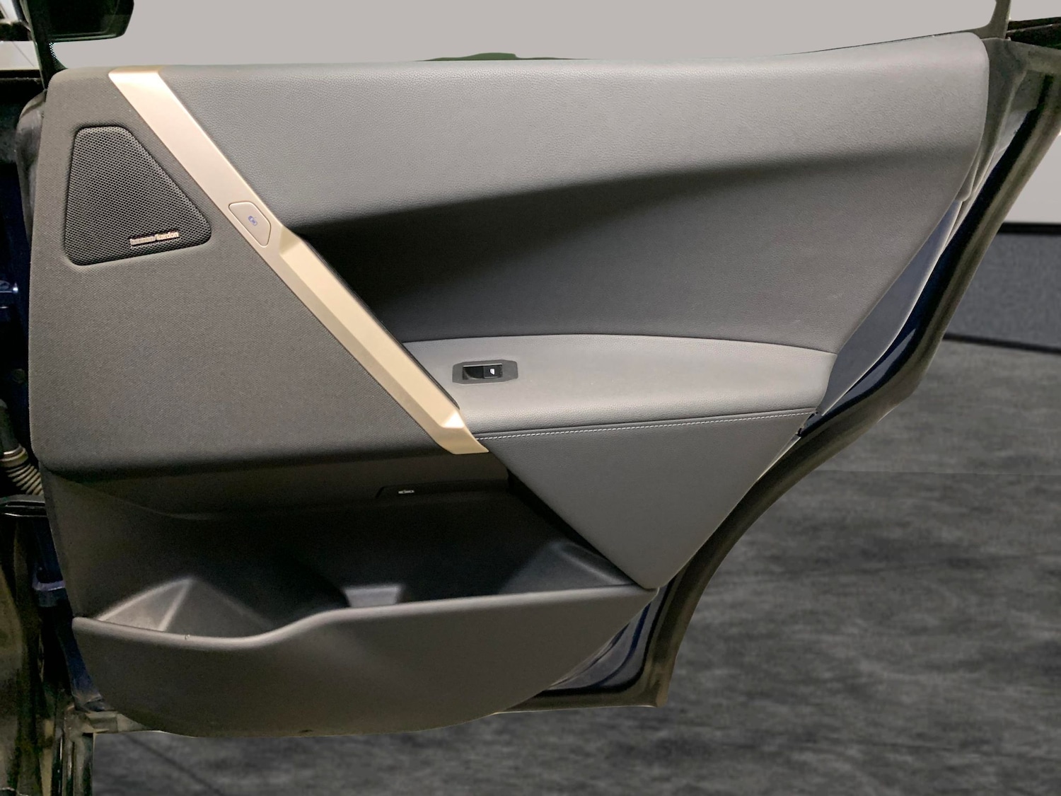 Used BMW iX 2022 for sale - 77005682: Photo 38