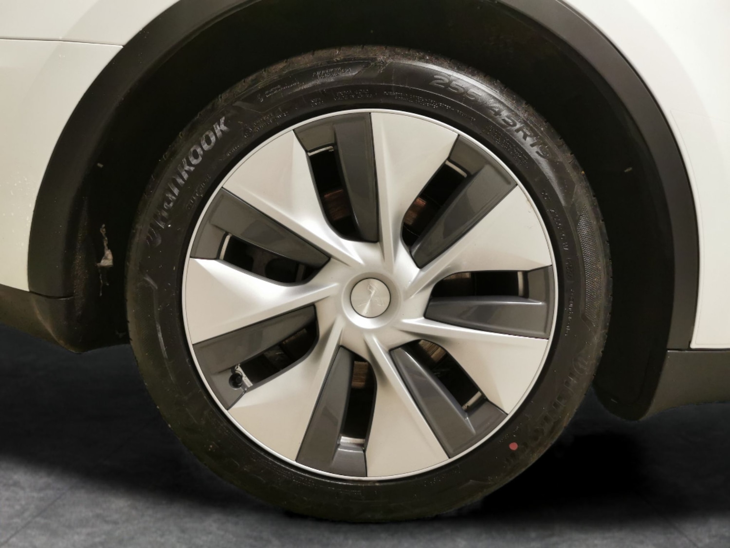 Used Tesla Model Y 2023 for sale - 77136707: Photo 25