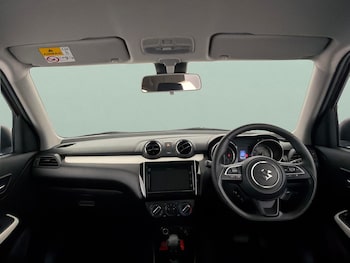 Used Suzuki Swift 2021 for sale - 79466654: Photo