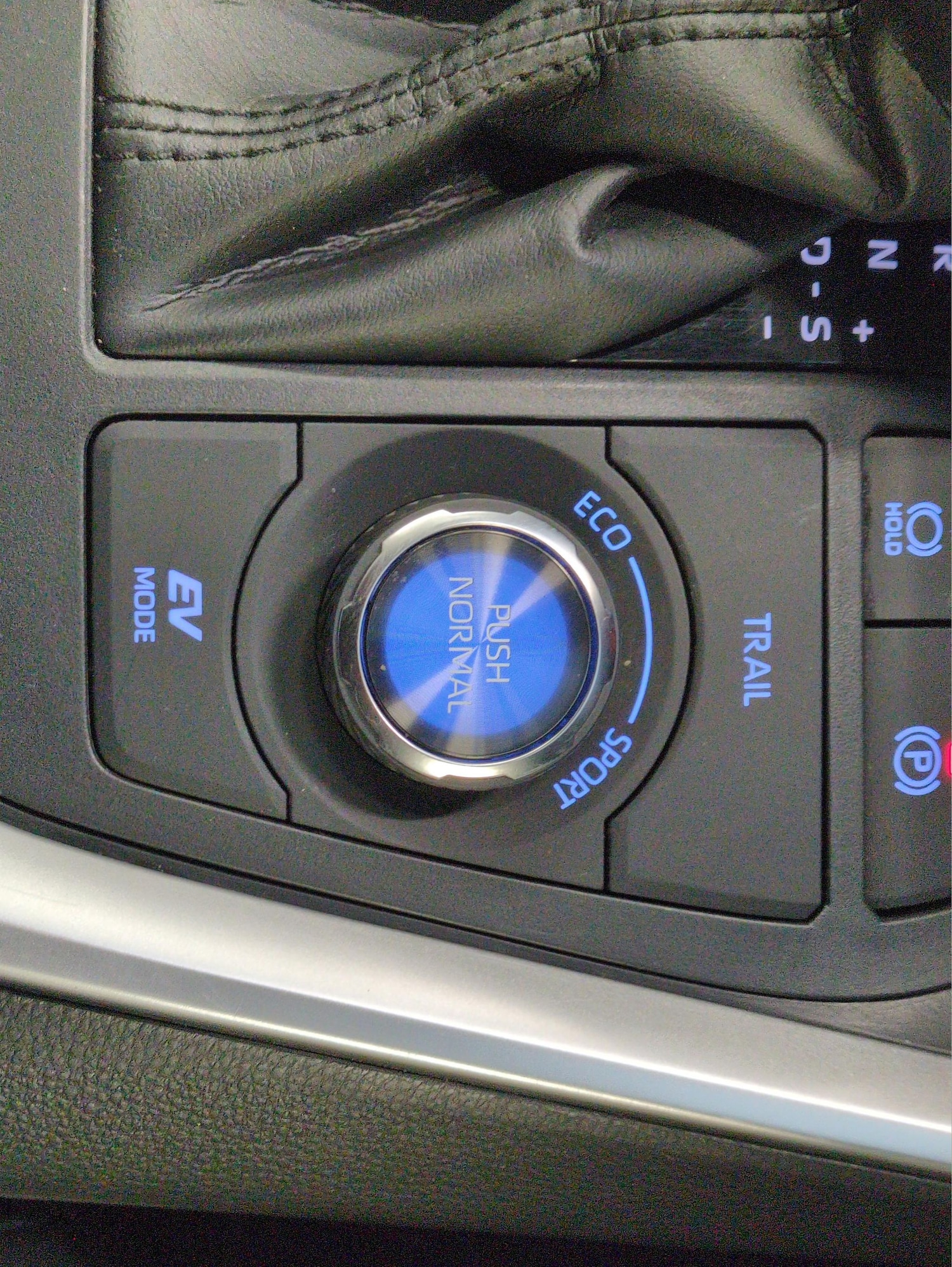 Used Toyota RAV4 for sale - 77364975: Photo 18