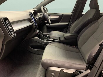 Used Volvo XC40 2022 for sale - 75525219: Photo