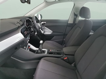 Used Audi Q3 undefined for sale - 77360942: Photo