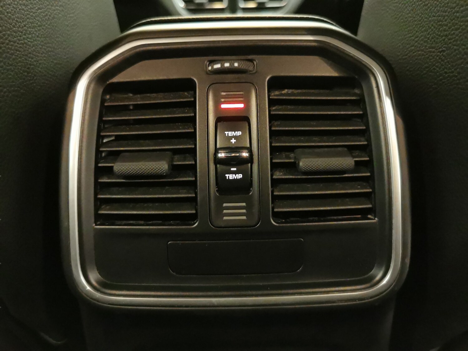 Used Porsche Macan 2021 for sale - 77569829: Photo 16