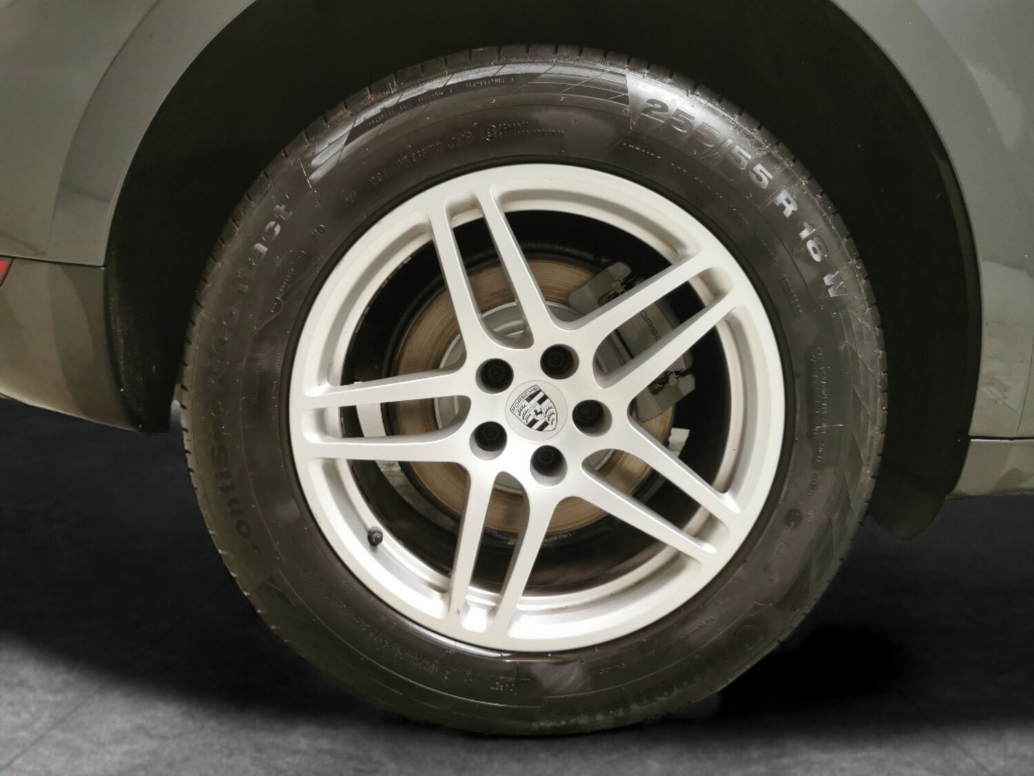 Used Porsche Macan 2021 for sale - 77569829: Photo 29