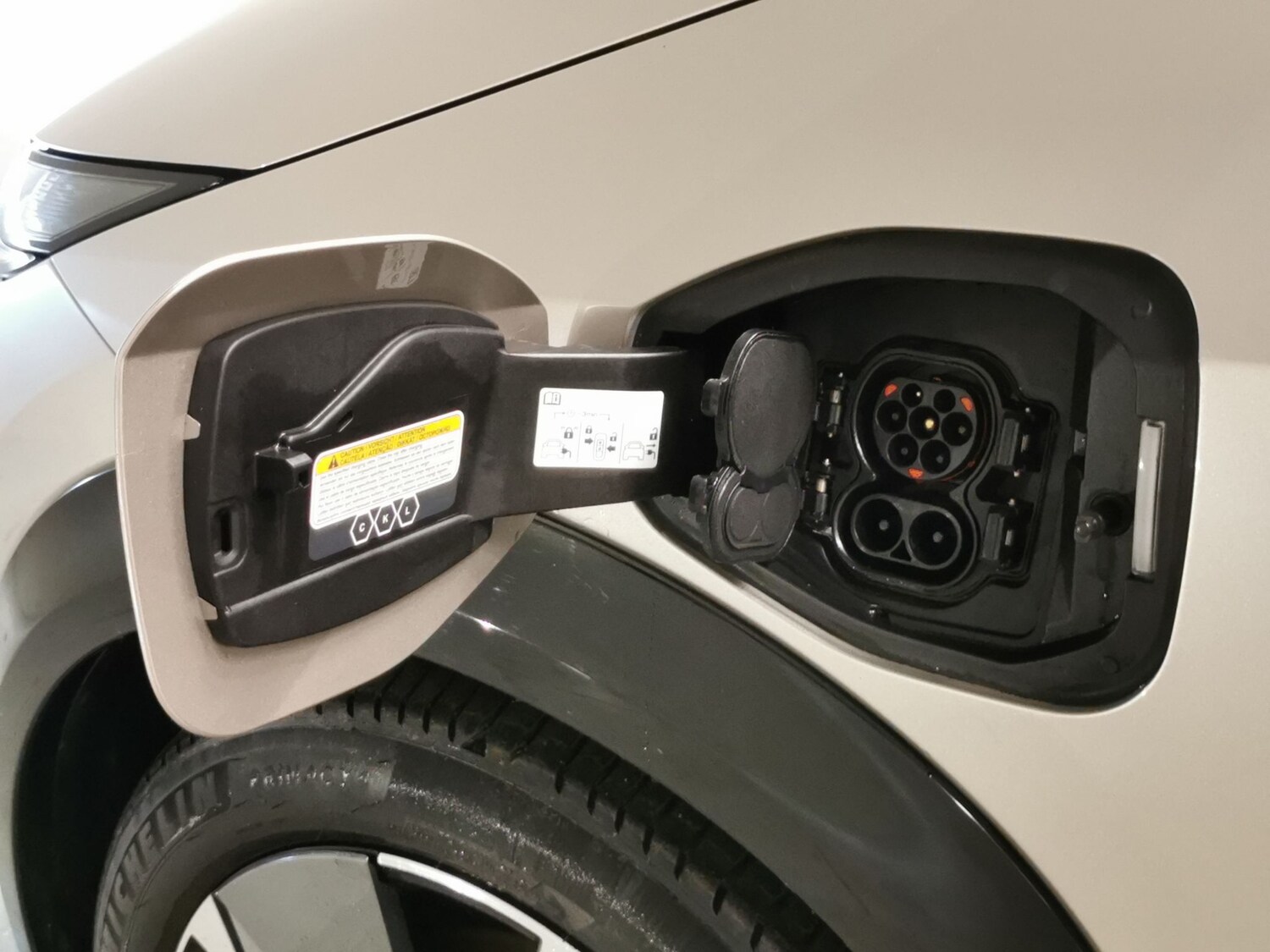 Used Nissan ARIYA 2024 for sale - 77676027: Photo 38