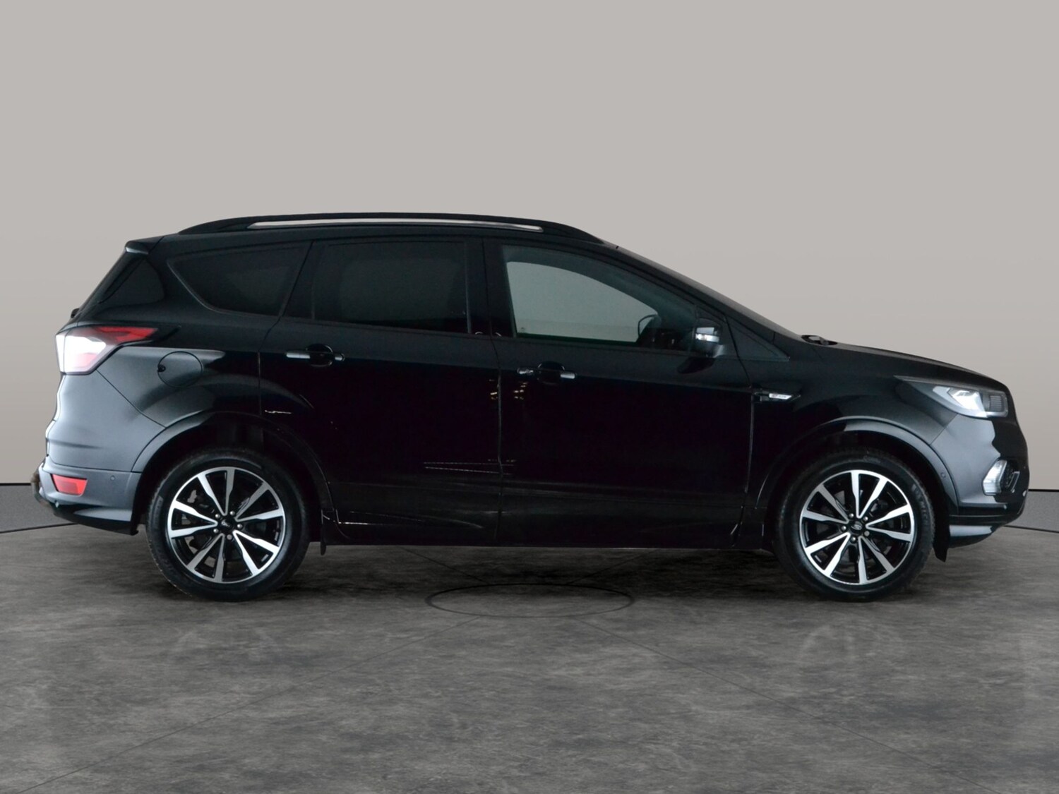 Used Ford Kuga 2019 for sale - 77972230: Photo 9