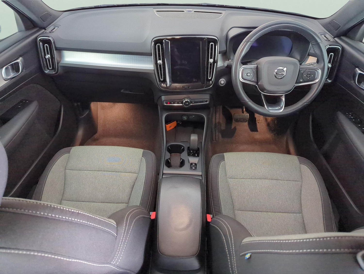 Used Volvo XC40 2024 for sale - 77911725: Photo 7