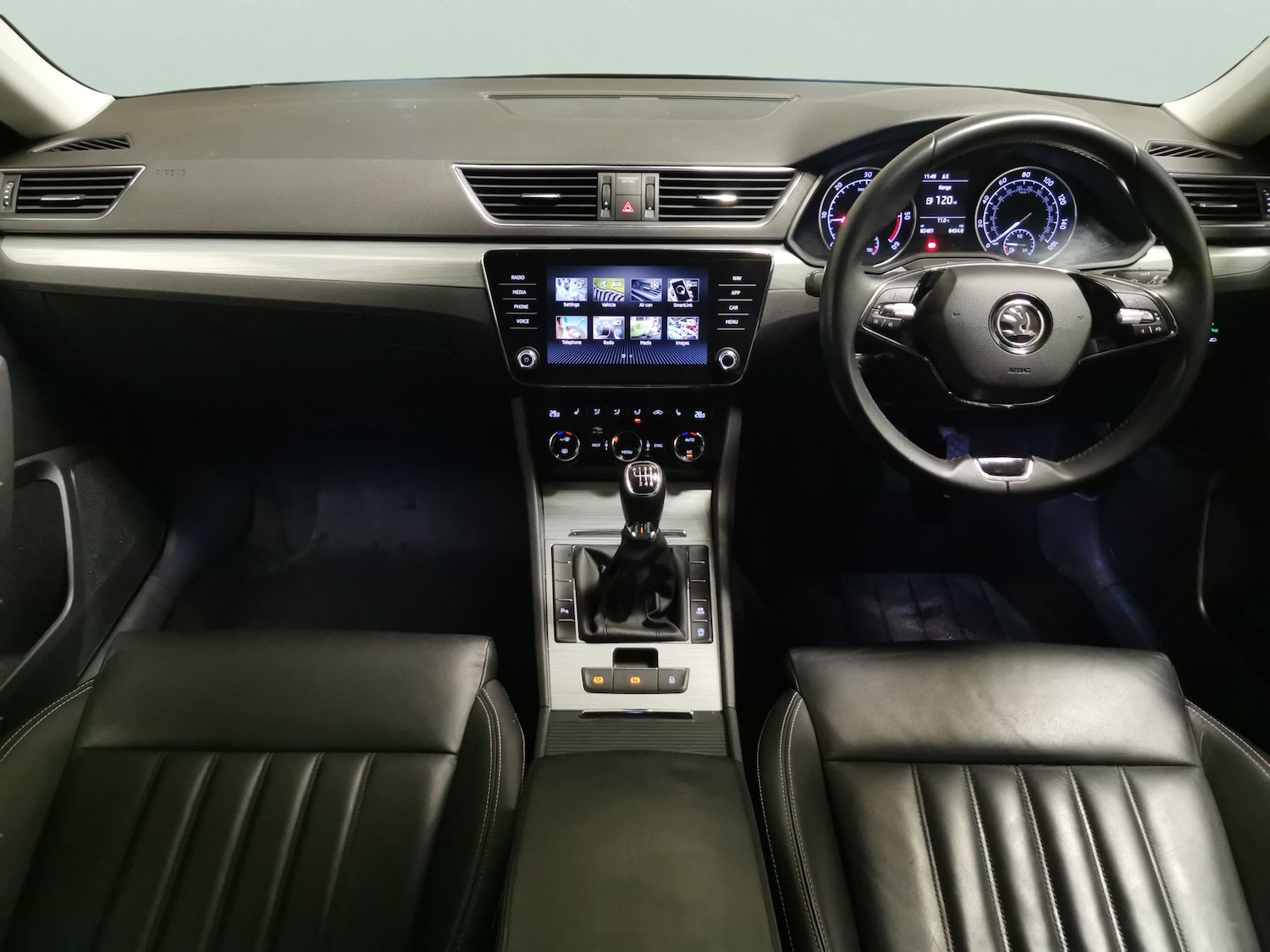 Used Skoda Superb 2020 for sale - 76696842: Photo 6