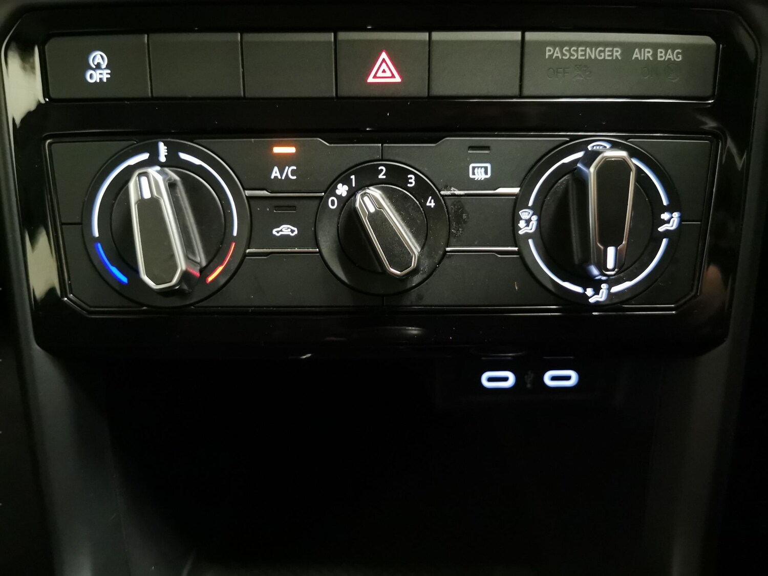 Used Volkswagen T-Cross 2023 for sale - 77505468: Photo 16