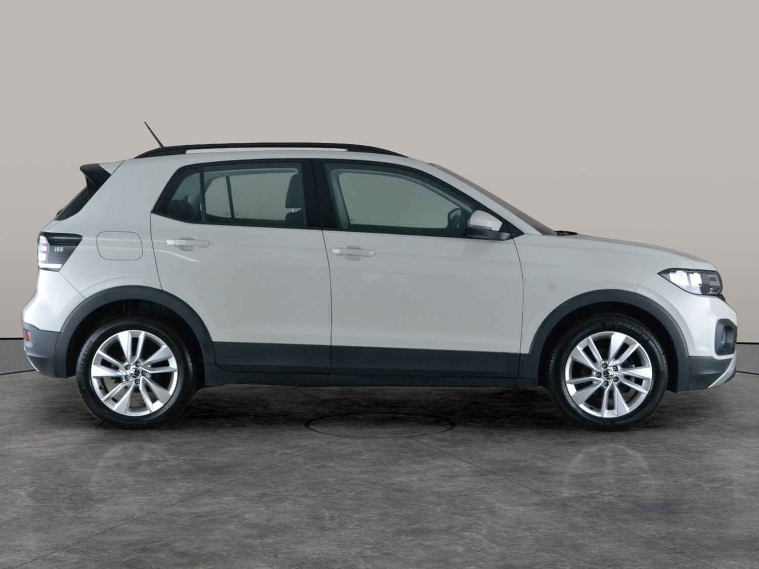 Used Volkswagen T-Cross 2023 for sale - 77505468: Photo 8