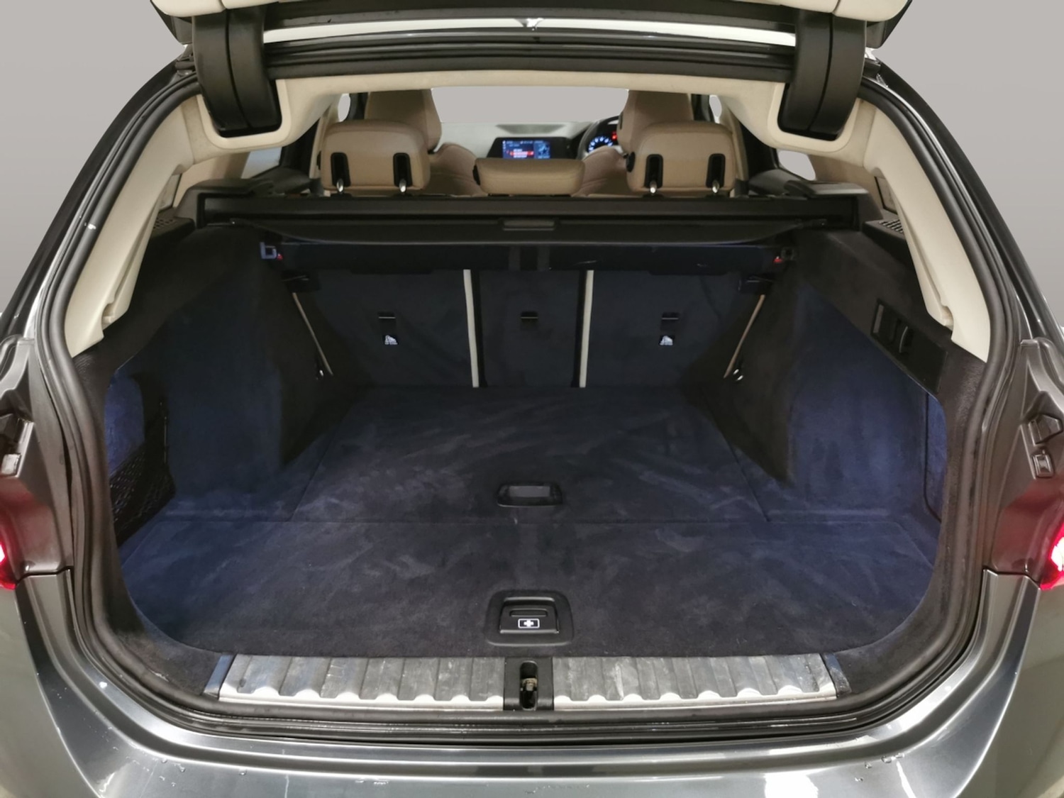 Used BMW 3 Series 2020 for sale - 76624025: Photo 31