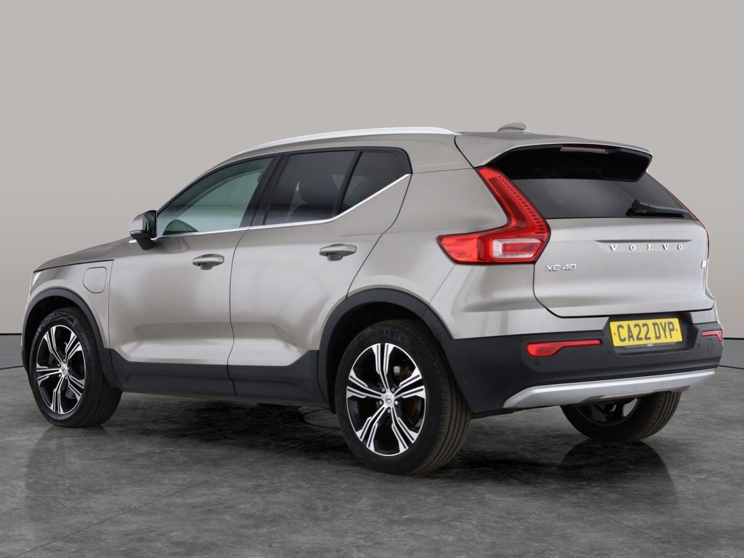 Used Volvo XC40 2022 for sale - 76128726: Photo 10