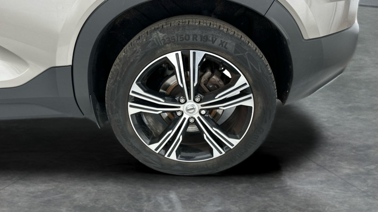 Used Volvo XC40 2022 for sale - 76128726: Photo 13