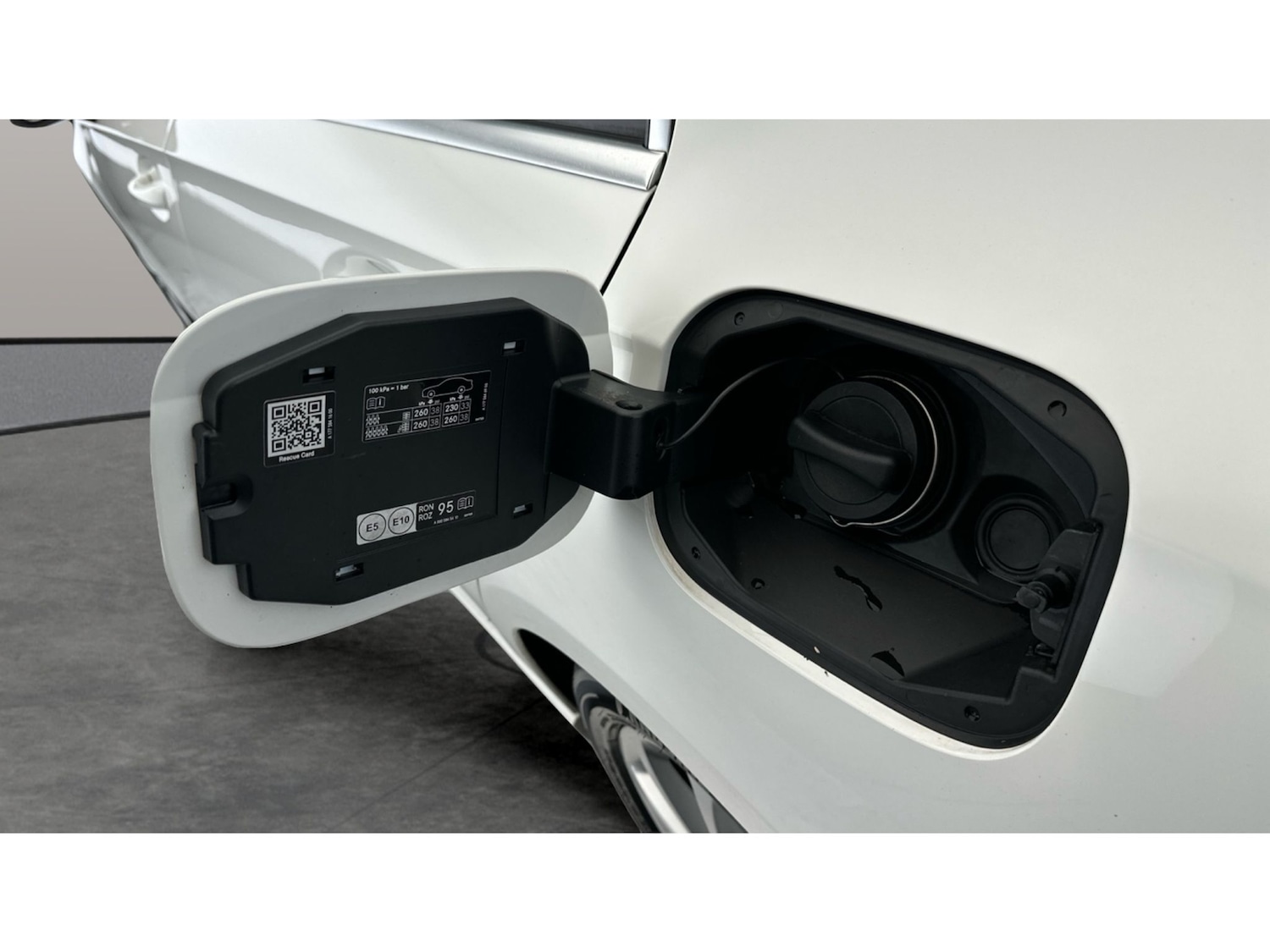 Used Mercedes-Benz A-Class 2019 for sale - 76958272: Photo 12