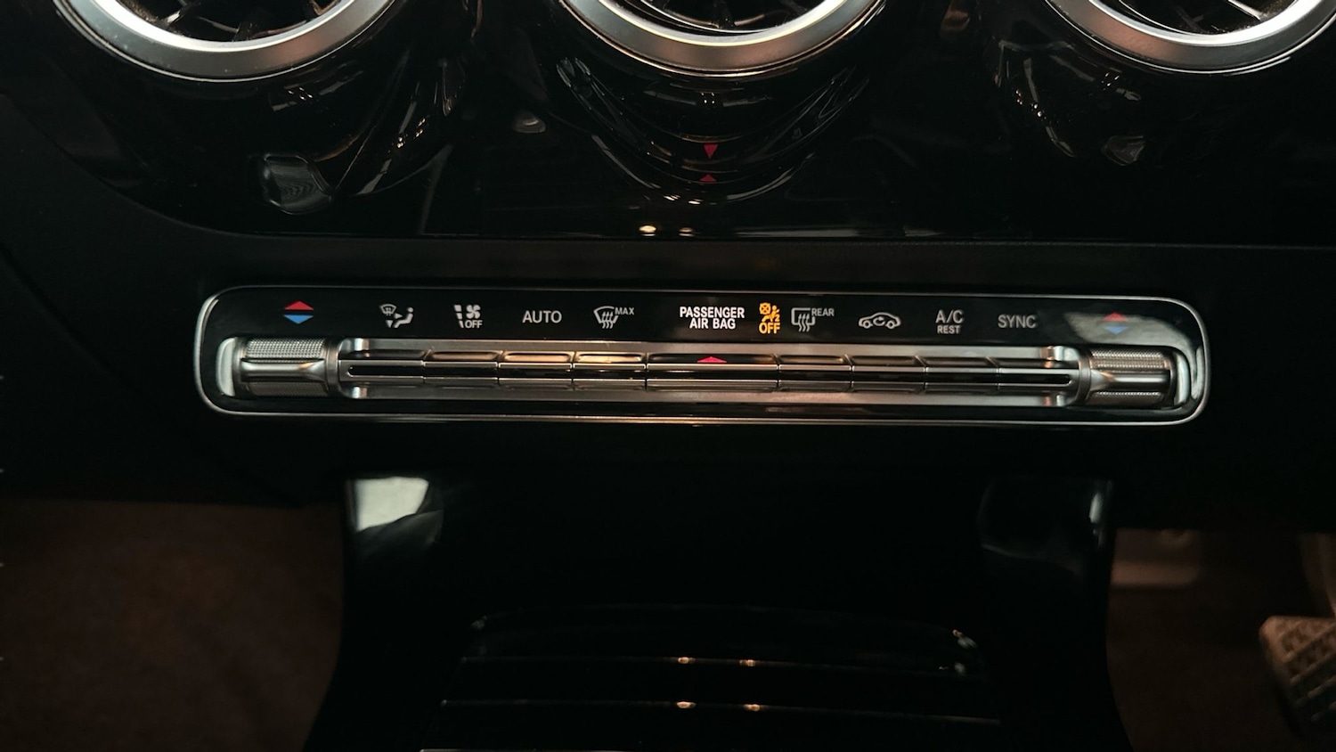 Used Mercedes-Benz A-Class 2019 for sale - 76958272: Photo 24