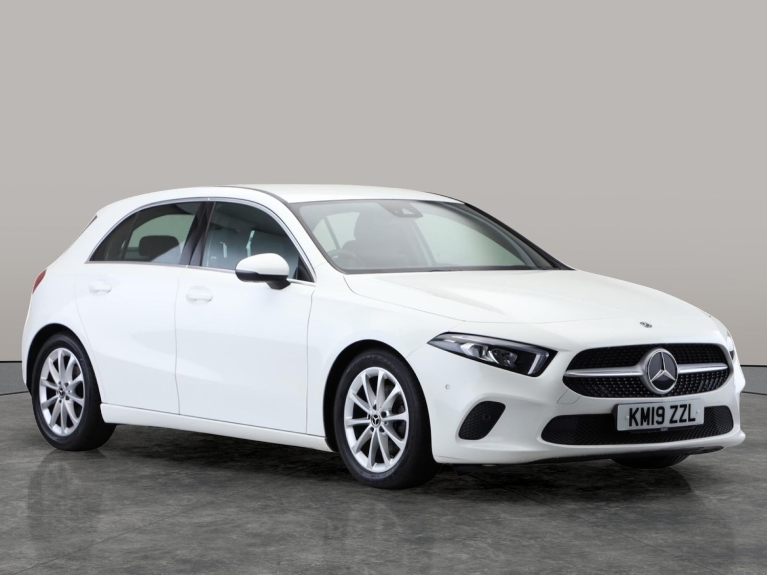 Used Mercedes-Benz A-Class 2019 for sale - 76958272: Photo 4